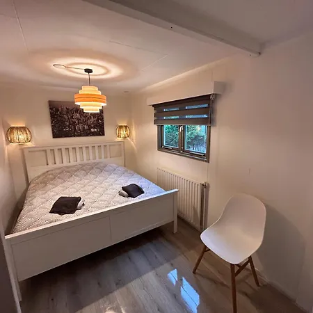 Holiday home Freestanding Holiday - Wasmachine All Country Tv Channels Beekbergen