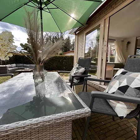 Holiday home Freestanding Holiday - Wasmachine All Country Tv Channels Beekbergen